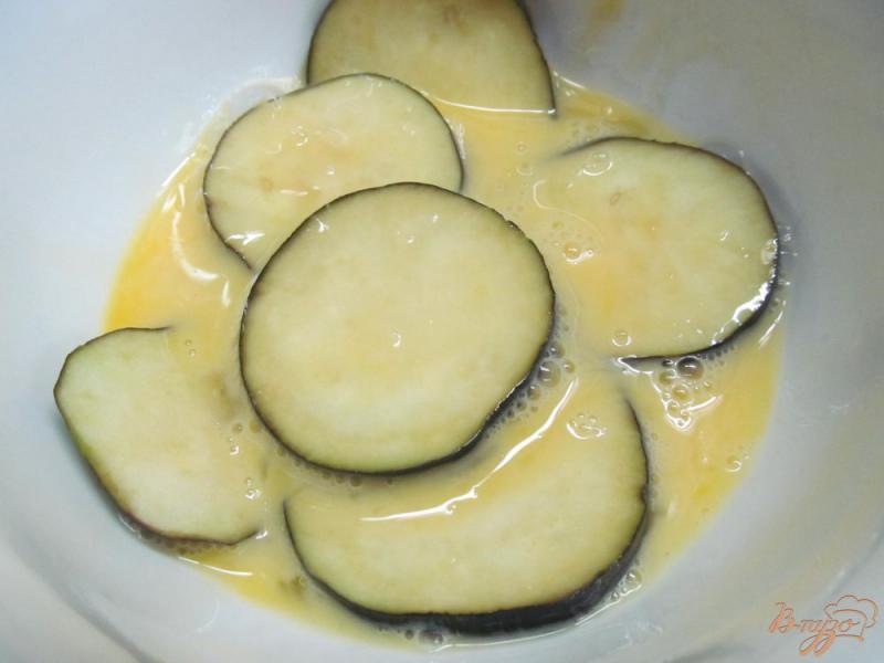 Фото приготовление рецепта: Салат из баклажана с помидором в восточном стиле шаг №1