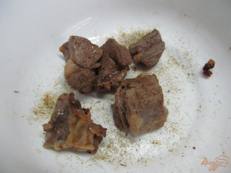 Фото приготовление рецепта: Запеченное мясо с картофелем в мультиварке шаг №7