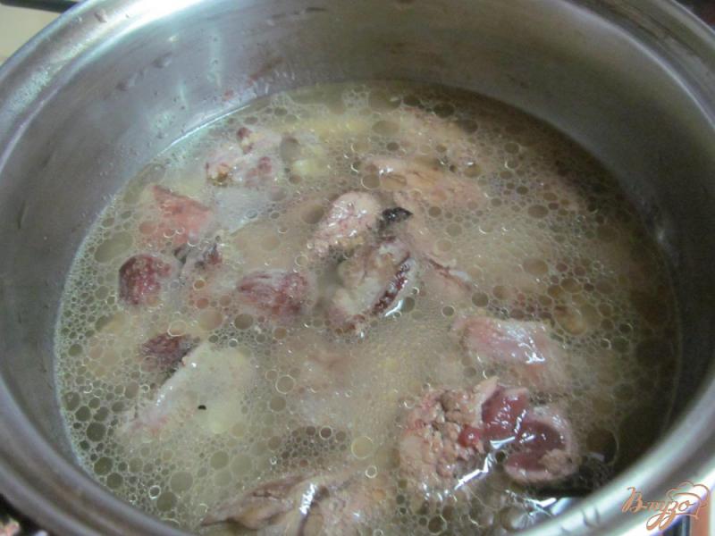 Фото приготовление рецепта: Овощное рагу с куриными потрохами шаг №3