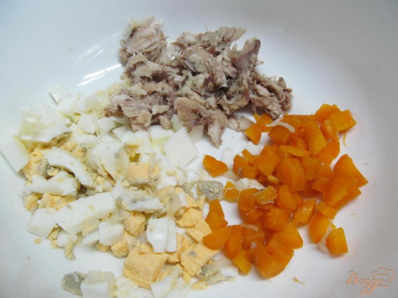 Фото приготовление рецепта: Салат из мяса курицы с овощами шаг №1