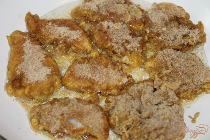 Фото приготовление рецепта: Куриные наггетсы в сырной панировке шаг №6