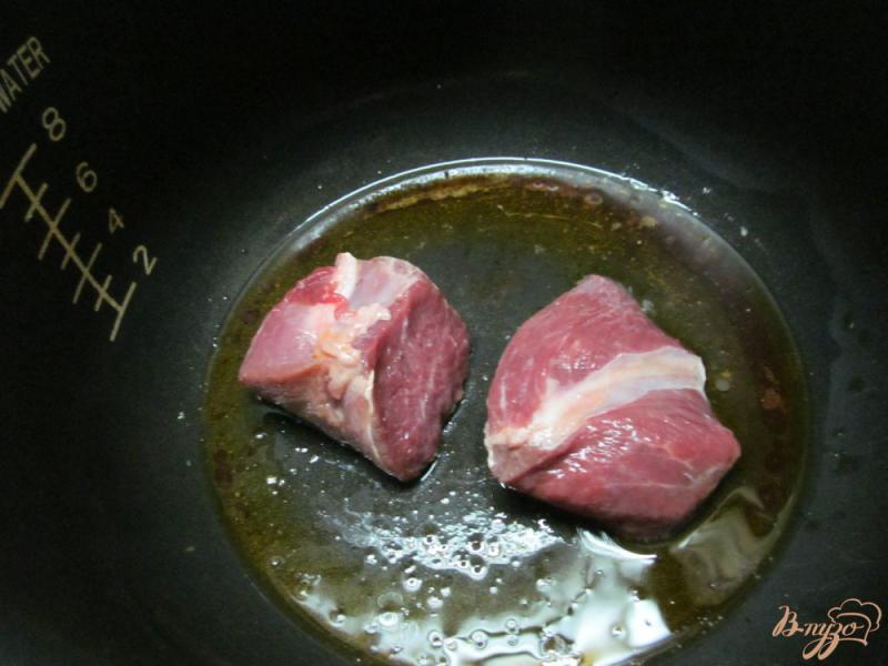 Фото приготовление рецепта: Гречневая каша с бараниной в мультиварке шаг №2