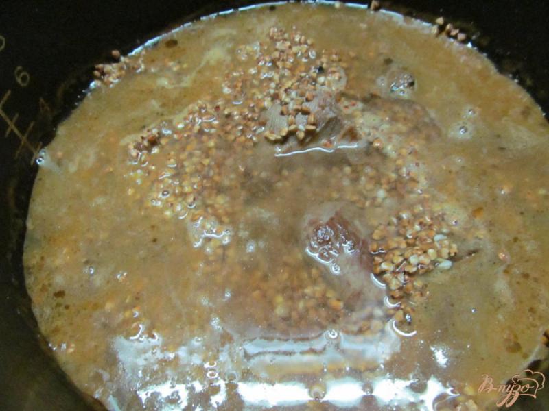 Фото приготовление рецепта: Гречневая каша с бараниной в мультиварке шаг №9