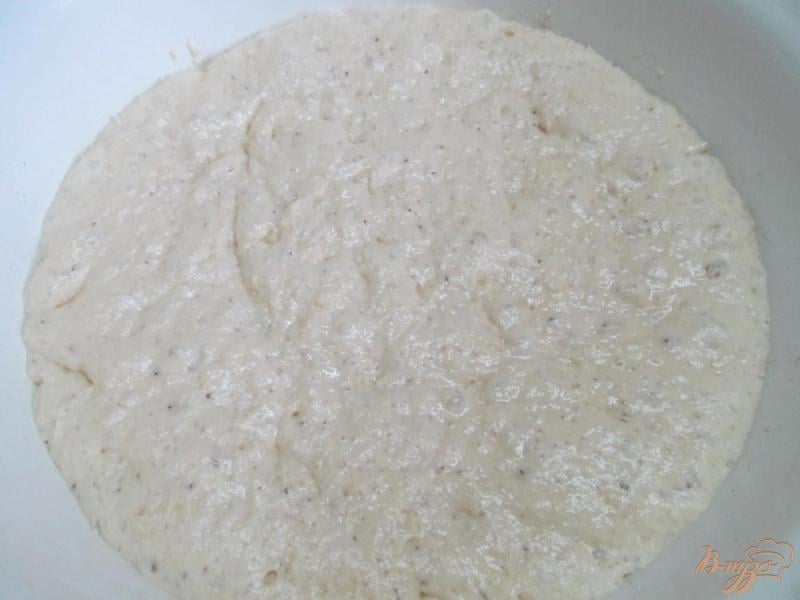 Фото приготовление рецепта: Деревенский хлеб на молоке шаг №4
