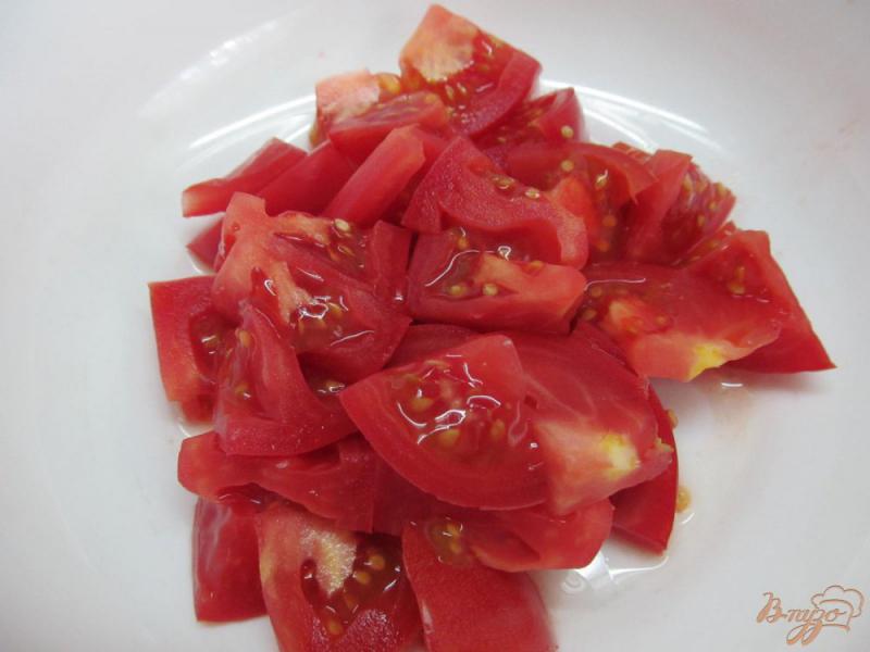 Фото приготовление рецепта: Салат из помидора с цветной капустой шаг №2