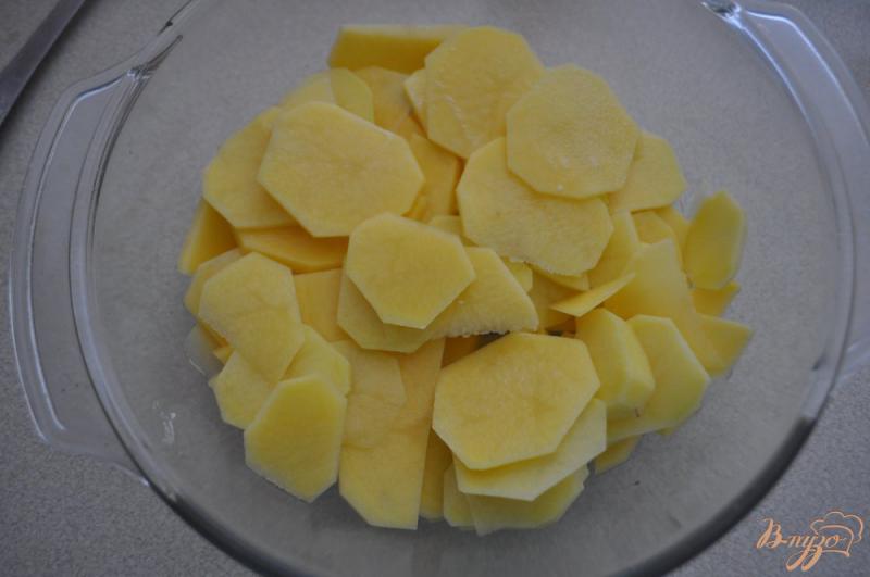 Фото приготовление рецепта: Ставридка запеченная с картофелем шаг №2