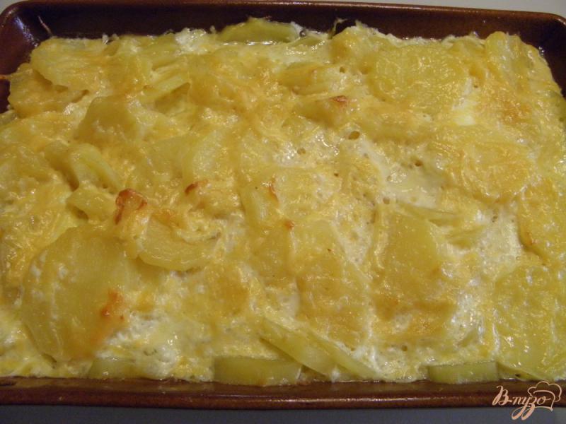 Фото приготовление рецепта: Картофель с молоком и сыром шаг №6