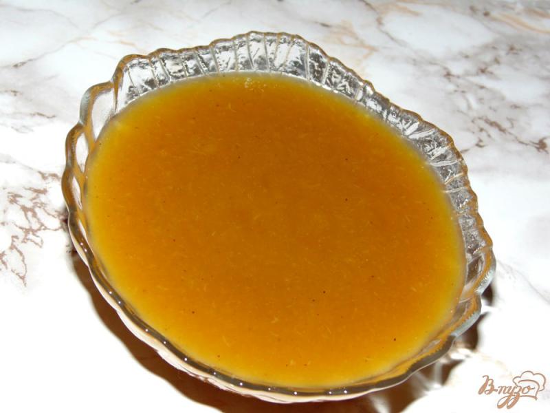 Фото приготовление рецепта: Панкейки с персиковым соусом шаг №4