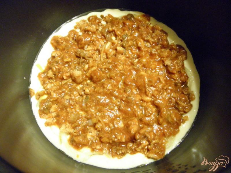 Фото приготовление рецепта: Пирог с консервой заливной шаг №7