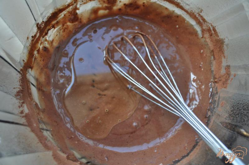 Фото приготовление рецепта: Шоколадные панкейки шаг №4