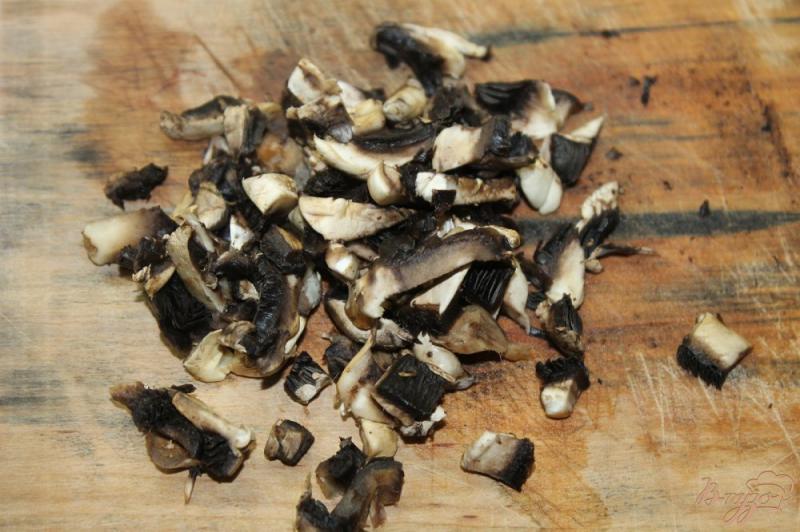 Фото приготовление рецепта: Закусочные баклажаны с грибной начинкой шаг №2