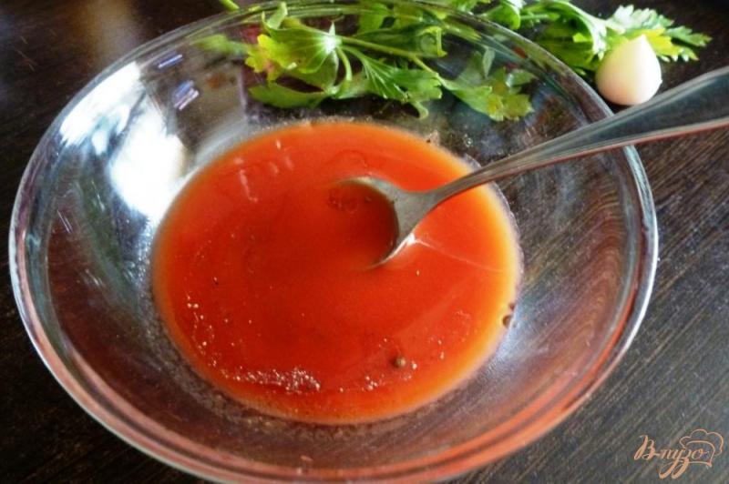 Фото приготовление рецепта: Баклажаны с чесноком под томатно-медовой заливкой шаг №2