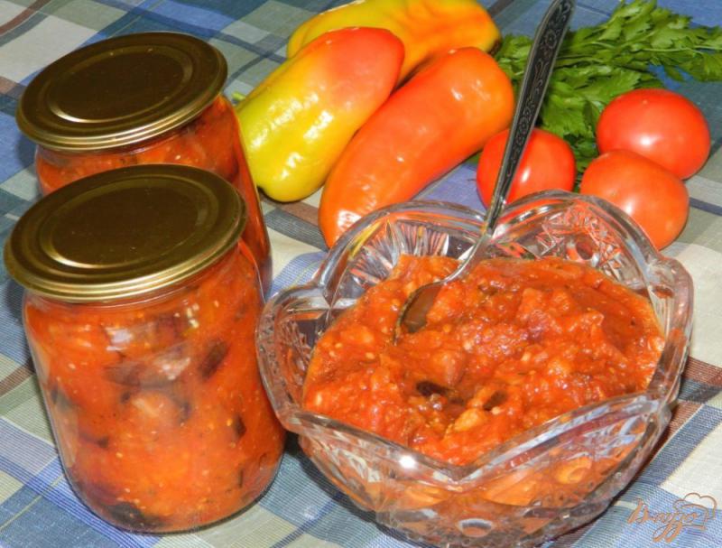 Фото приготовление рецепта: Острые баклажаны с томатами шаг №9