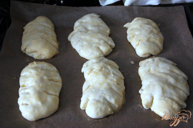 Фото приготовление рецепта: Картофельные булочки-елочки шаг №8