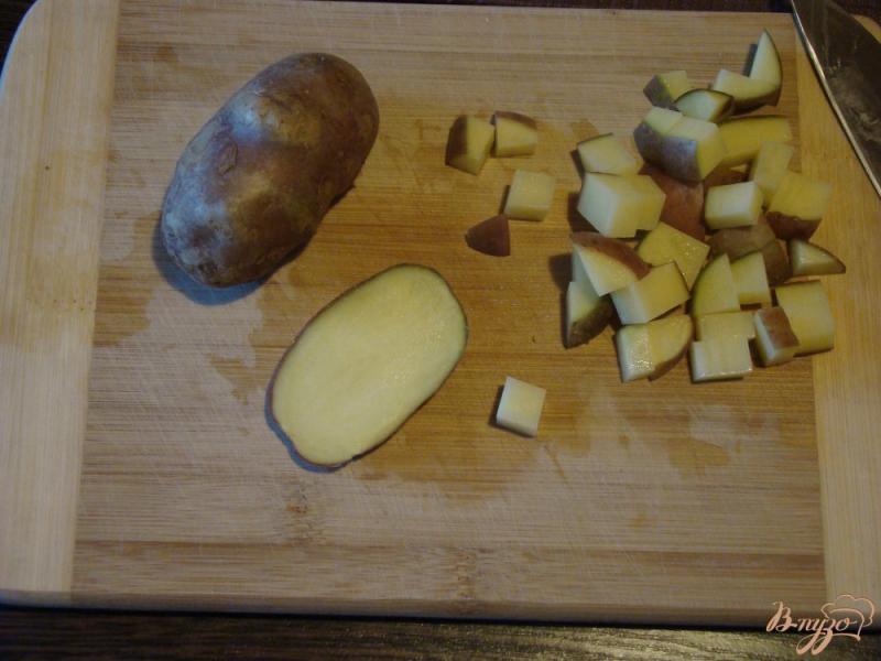 Фото приготовление рецепта: Картофельный суп с кукурузой шаг №1