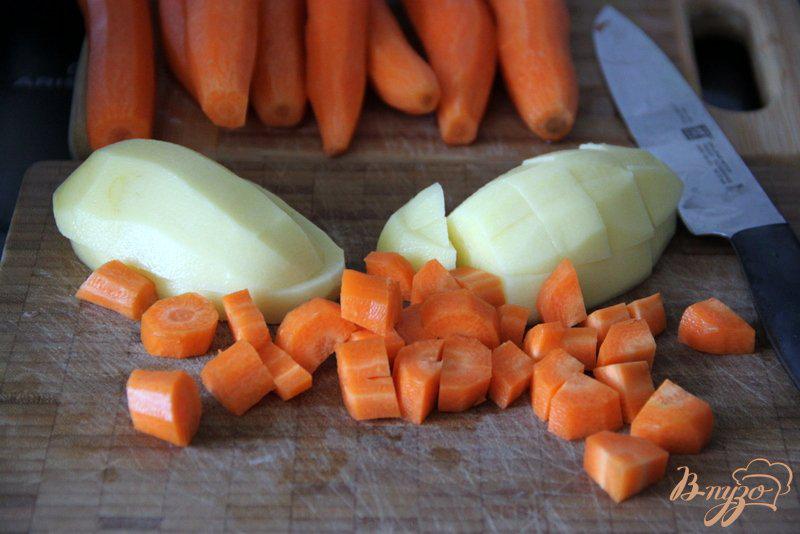 Фото приготовление рецепта: Морковный крем-суп шаг №3