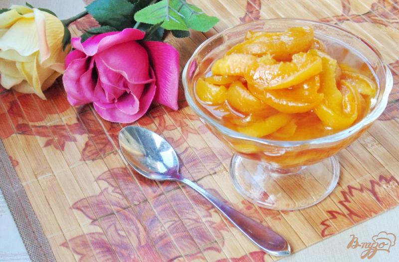 Фото приготовление рецепта: Варенье из персиков в сиропе дольками шаг №5