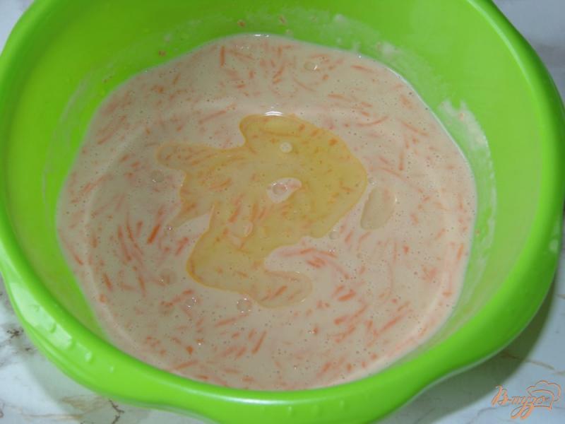 Фото приготовление рецепта: Морковные блины сладкие шаг №3