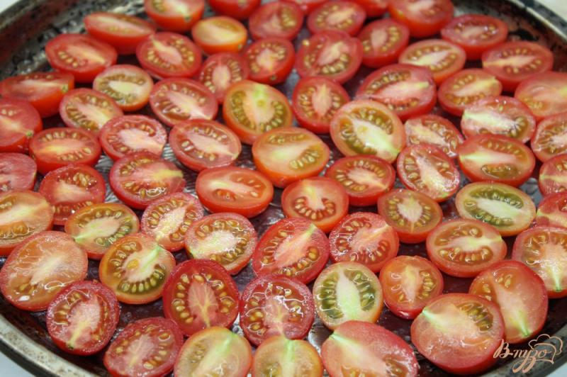 Фото приготовление рецепта: Вяленые помидоры черри шаг №2