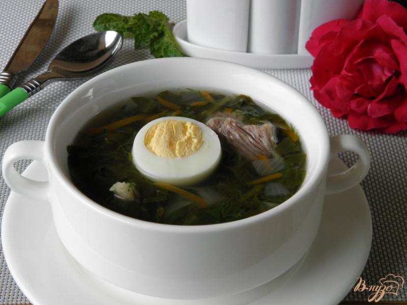Фото приготовление рецепта: Зеленый щавелевый суп с яйцом шаг №6
