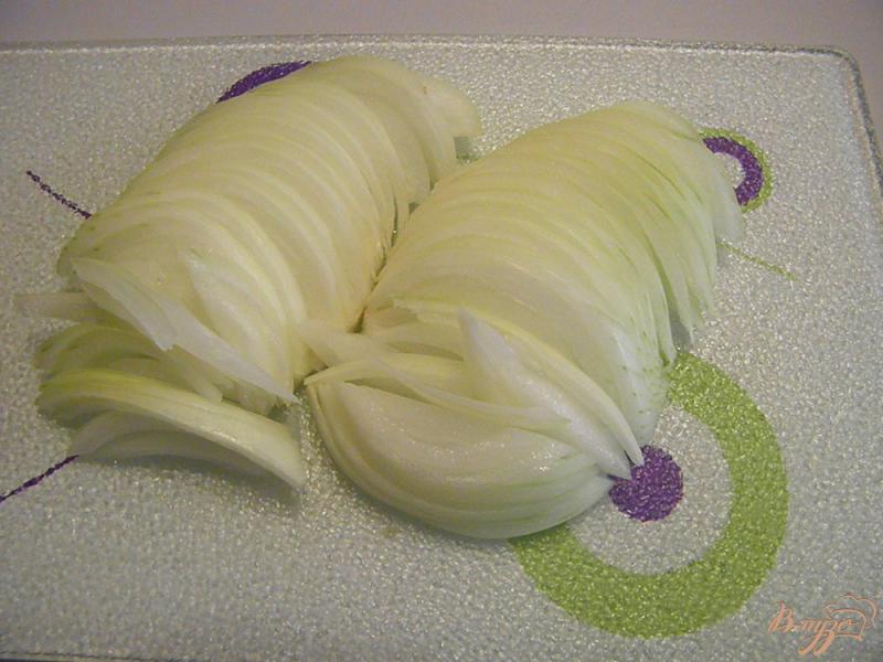 Фото приготовление рецепта: Тушенная квашеная капуста с сосисками шаг №1