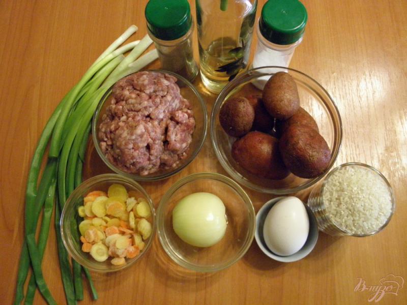 Фото приготовление рецепта: Суп рисовый с фрикадельками шаг №1