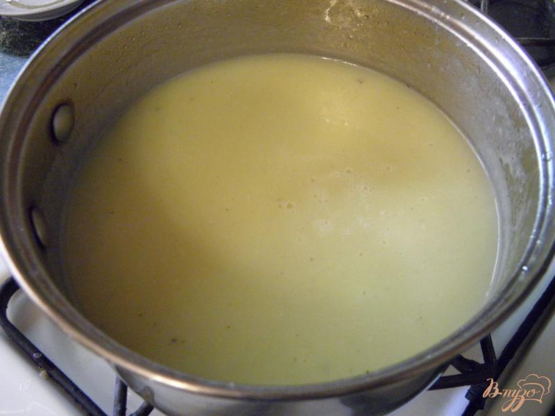 Фото приготовление рецепта: Нежный кабачковый суп-пюре шаг №10