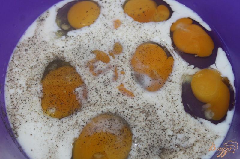 Фото приготовление рецепта: Пышный омлет с летними овощами в духовке шаг №3