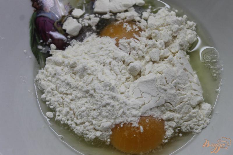 Фото приготовление рецепта: Закуска из кабачков и баклажанов в кляре шаг №1