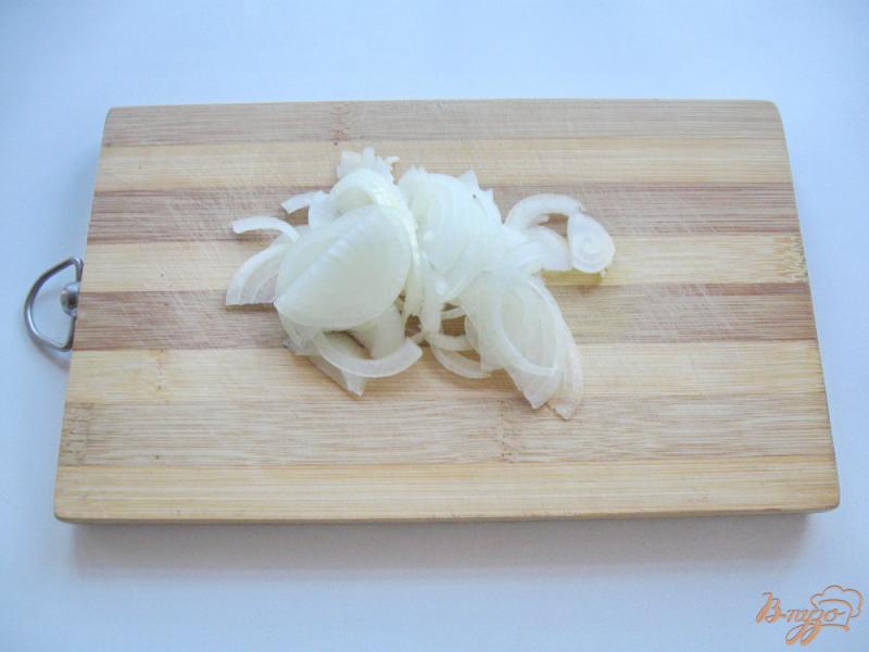 Фото приготовление рецепта: Жареный картофель с капустой шаг №3