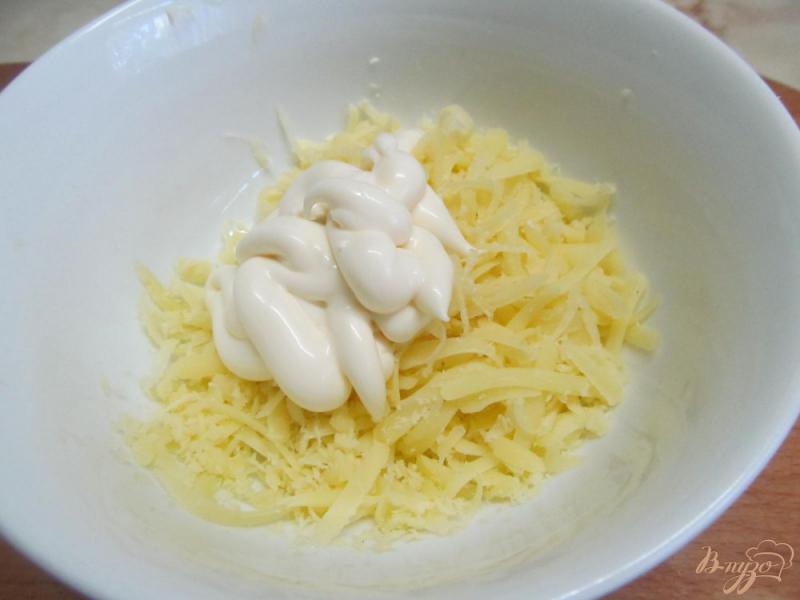 Фото приготовление рецепта: Закуска из баклажана с начинкой шаг №3