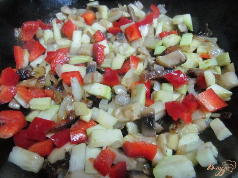 Фото приготовление рецепта: Паста с овощным соусом шаг №5