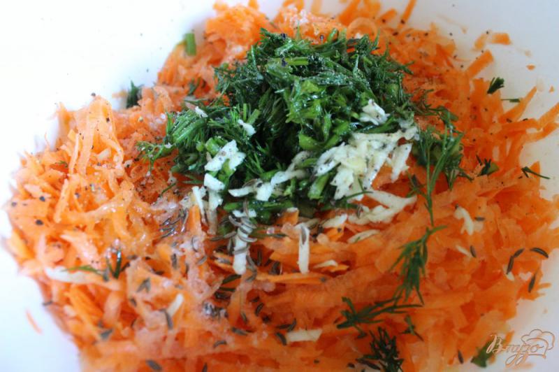 Фото приготовление рецепта: Салат из свежей моркови «Здоровье» шаг №3