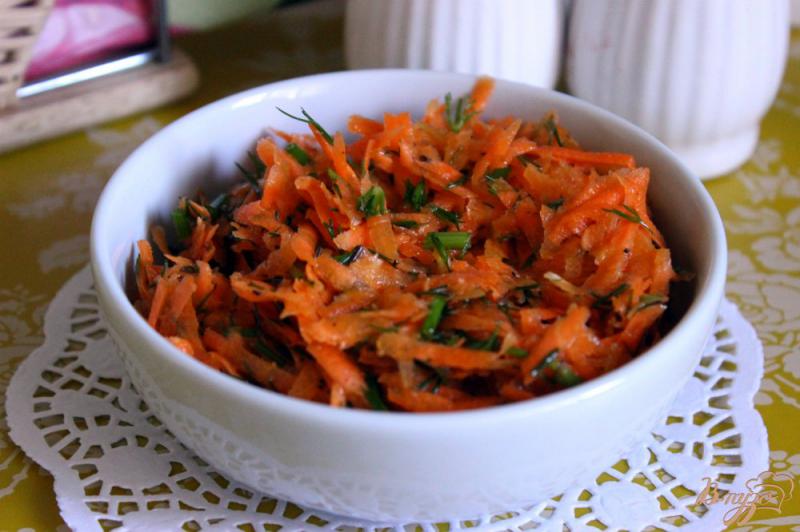 Фото приготовление рецепта: Салат из свежей моркови «Здоровье» шаг №5