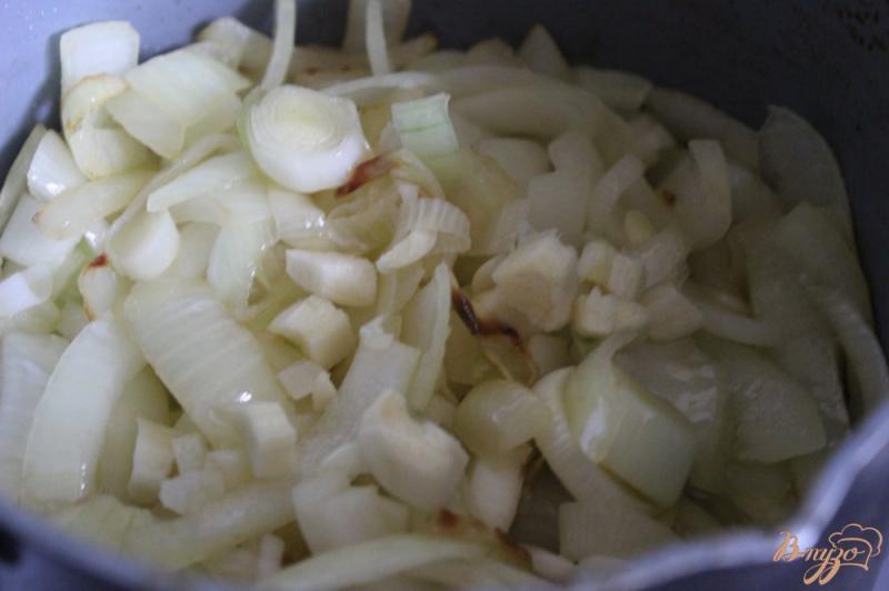 Фото приготовление рецепта: Крем-суп из топинамбура шаг №5
