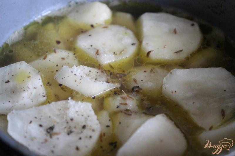 Фото приготовление рецепта: Крем-суп из топинамбура шаг №7