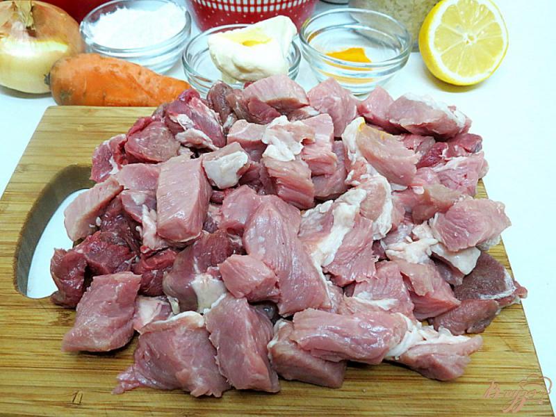 Фото приготовление рецепта: Запеканка из риса и свинины шаг №2