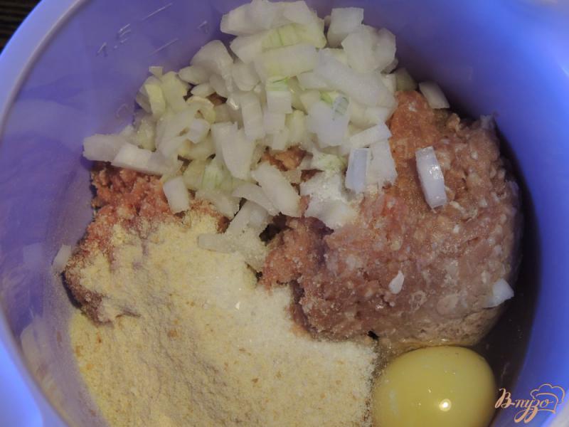 Фото приготовление рецепта: Овощное рагу с фрикадельками шаг №4