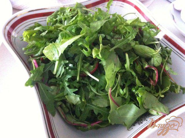 Фото приготовление рецепта: Овощной салат с рукколой и мангольдом шаг №1
