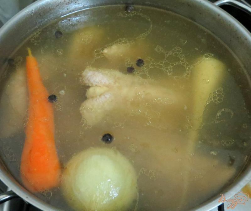 Фото приготовление рецепта: Суп картофельный, на курином бульоне шаг №4