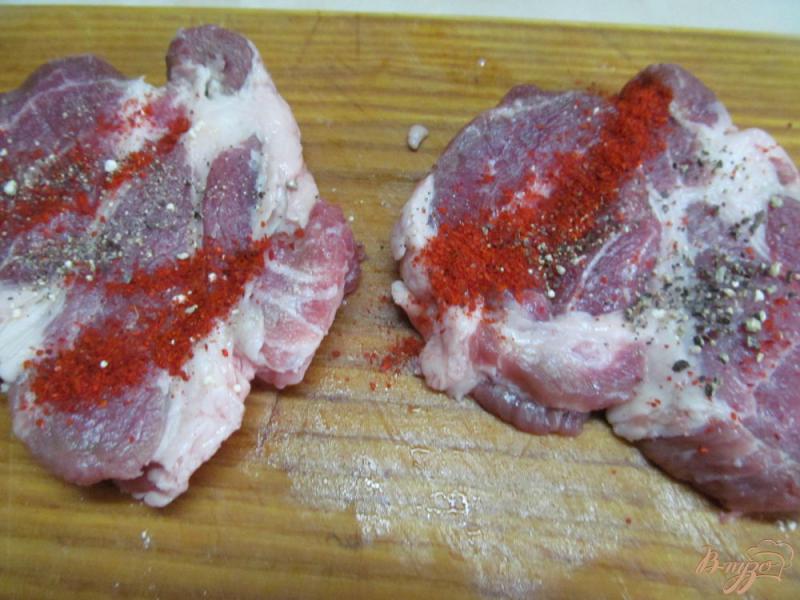 Фото приготовление рецепта: Свинина с соусом из айвы шаг №1