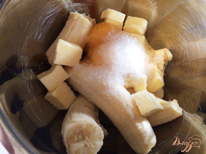Фото приготовление рецепта: Пирог из банана для деток шаг №2