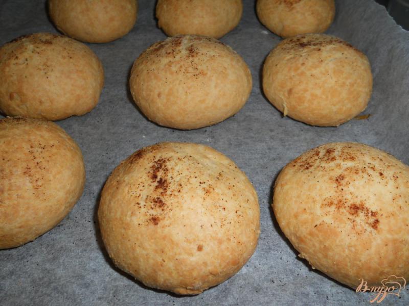 Фото приготовление рецепта: Творожные булочки с вареной сгущенкой шаг №6