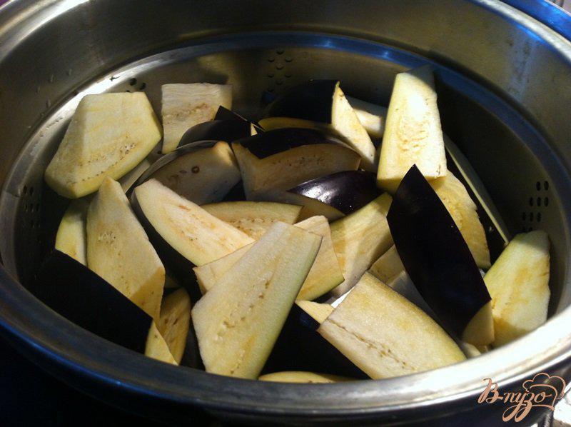 Фото приготовление рецепта: Баклажаны в остром томатном соусе шаг №2
