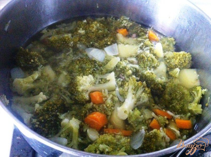 Фото приготовление рецепта: Суп-пюре из брокколи с телятиной для деток шаг №5