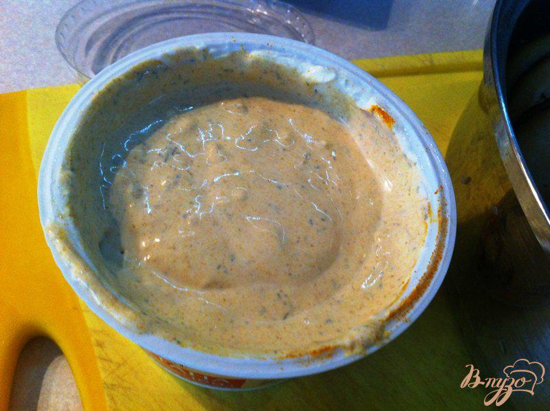 Фото приготовление рецепта: Баклажаны жаренный с чесночным соусом шаг №4