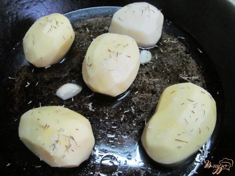 Фото приготовление рецепта: Тающий картофель шаг №1