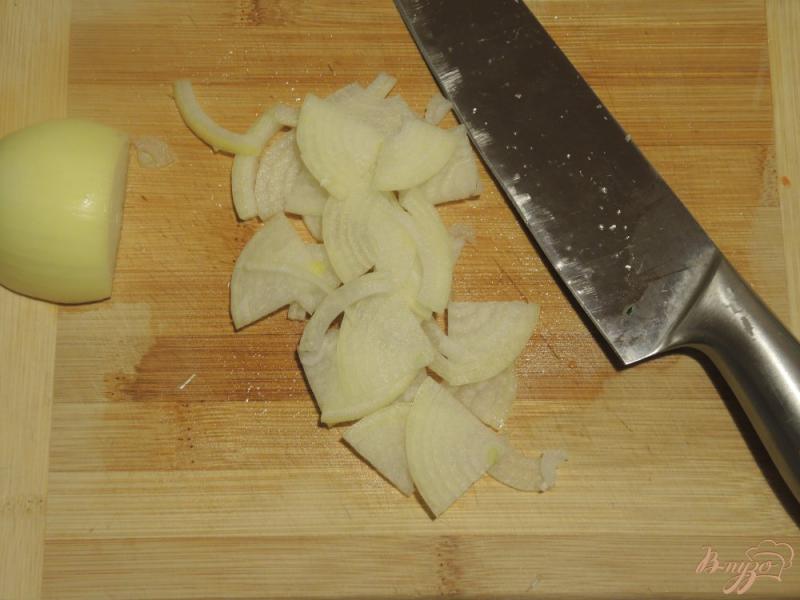 Фото приготовление рецепта: Салат с курицей «Наслаждение» шаг №2