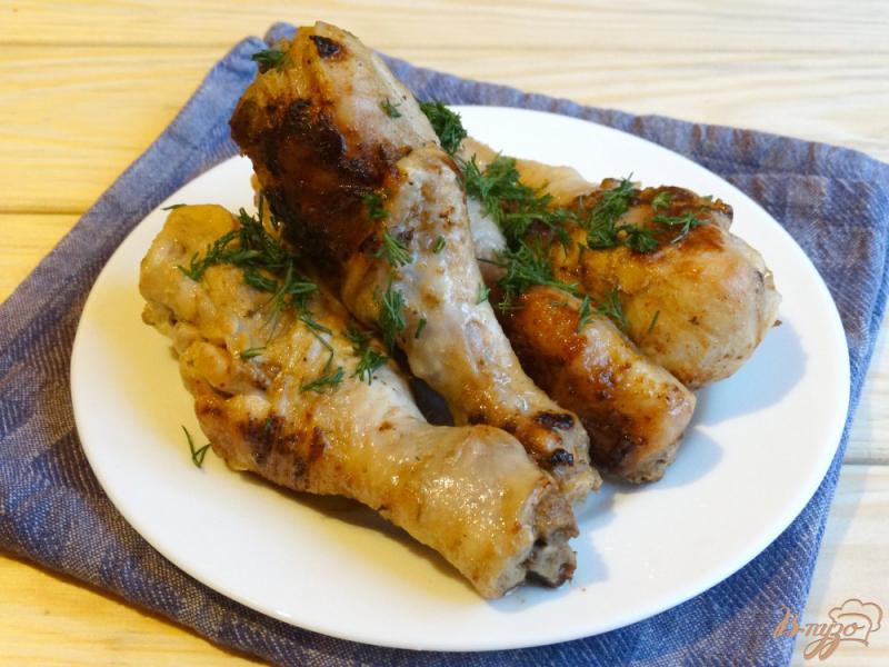 Фото приготовление рецепта: Куриные голени в горчично-чесночном маринаде шаг №6