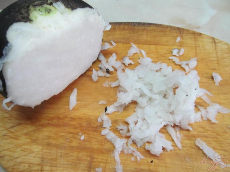 Фото приготовление рецепта: Теплый салат из омлета и цветной капустой шаг №4